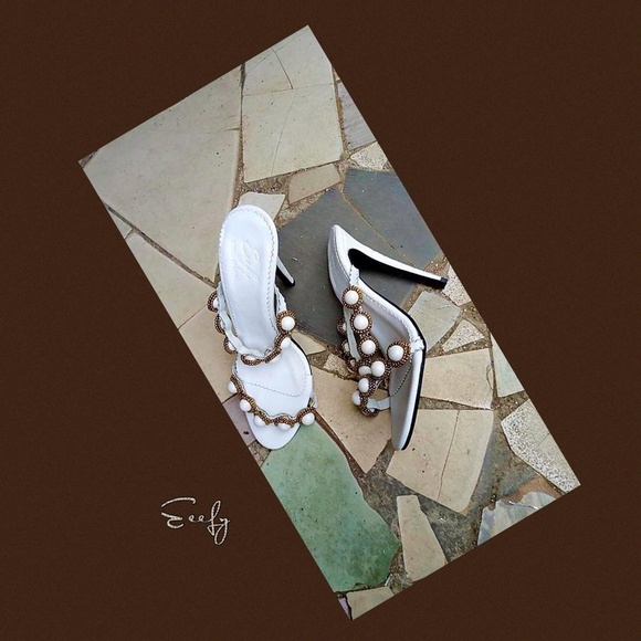 Mules - Picture 2 of 2